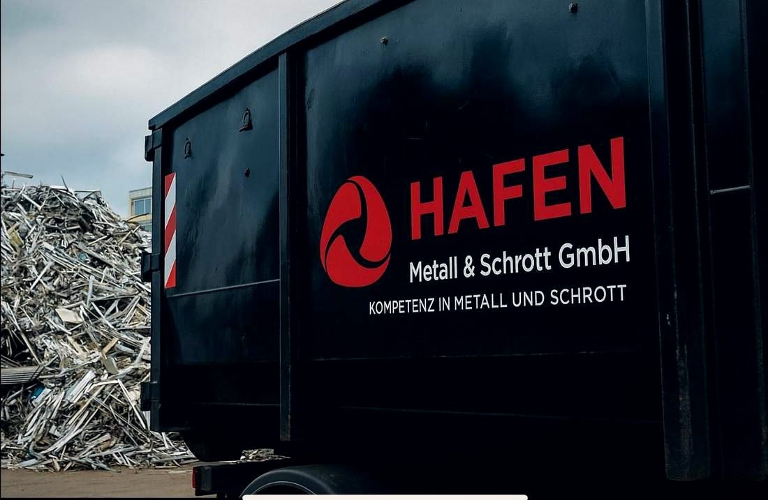 HAFEN-Container mit Aluminiumschrott